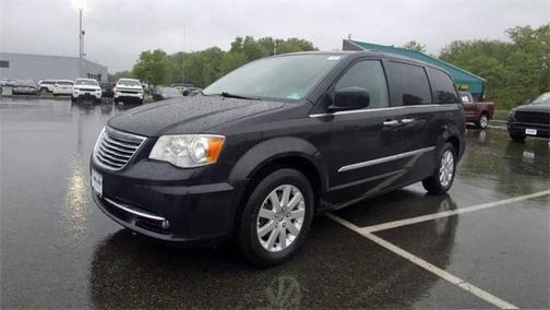 2014 Chrysler Town & Country Touring