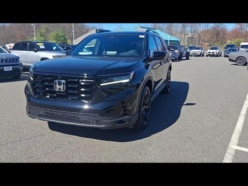 Crystal Black Pearl 2025 Honda Pilot Black Edition