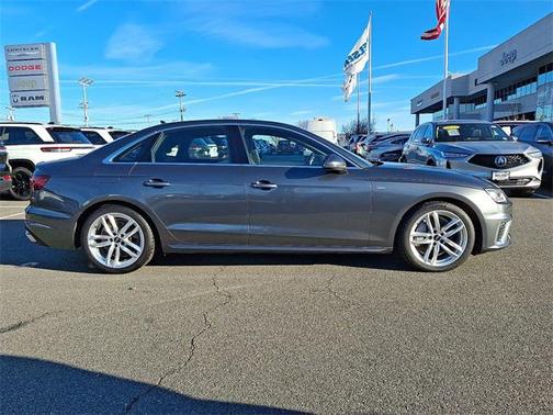 2023 Audi A4 45 S line Premium Plus