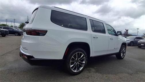 2024 Jeep Wagoneer L Series III 4x4