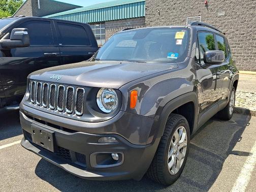 Granite Crystal Metallic Clearcoat 2018 Jeep Renegade Latitude