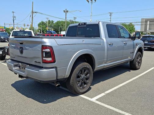 Billet Silver Metallic Clearcoat 2023 RAM 2500 Limited Crew Cab 4x4 6'4' Box