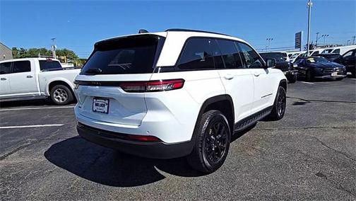 2024 Jeep Grand Cherokee Altitude