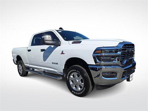 2025 RAM 2500 Big Horn Crew Cab 4x4 6'4' Box