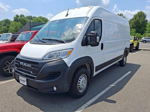 Bright White Clearcoat 2026 RAM ProMaster 2500 Tradesman