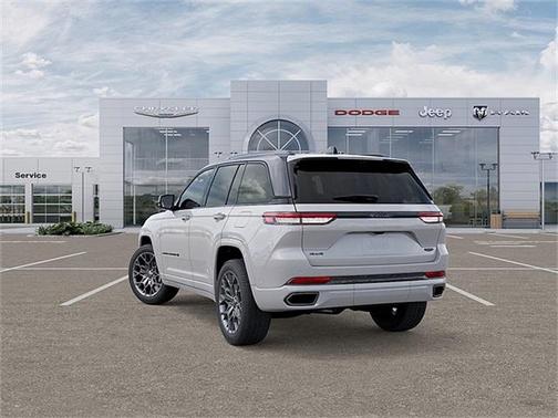 2025 Jeep Grand Cherokee Summit