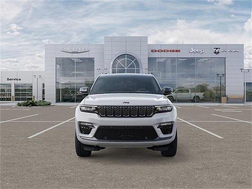 2025 Jeep Grand Cherokee Summit