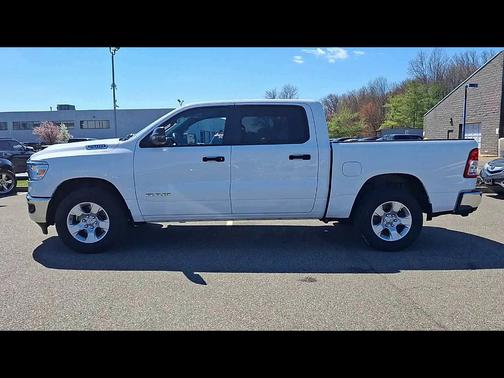 Bright White Clearcoat 2023 RAM 1500 Big Horn/Lone Star
