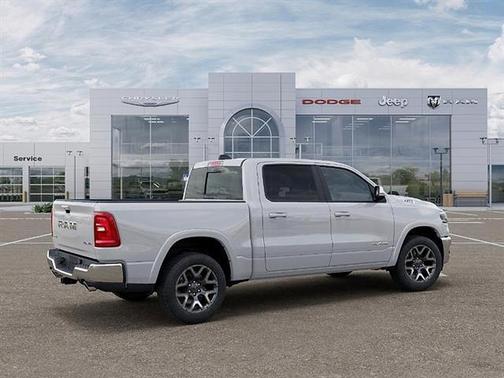 Bright White Clearcoat 2026 RAM 1500 Laramie