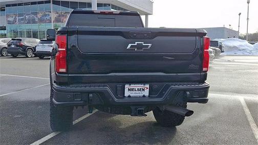 2025 Chevrolet Silverado 2500 4WD Crew Cab Standard Bed ZR2