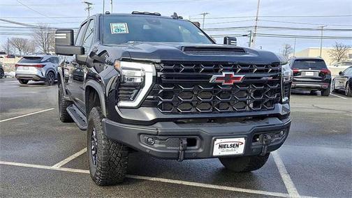2025 Chevrolet Silverado 2500 4WD Crew Cab Standard Bed ZR2