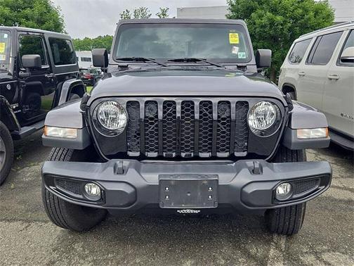 2022 Jeep Gladiator Altitude 4x4