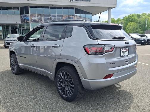 Billet Silver Metallic Clearcoat 2022 Jeep Compass High Altitude