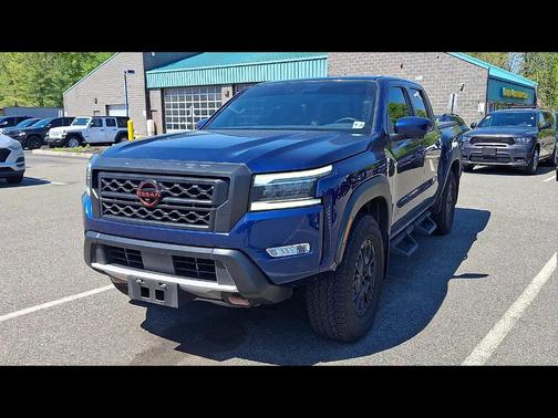 Deep Blue Pearl 2023 Nissan Frontier PRO-4X