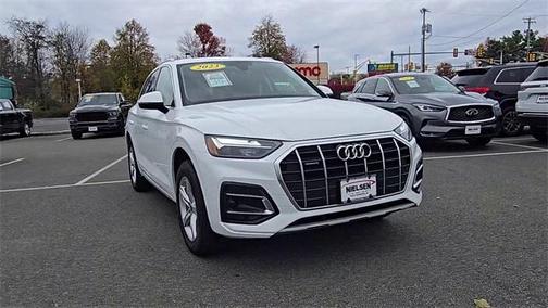 2023 Audi Q5 40 Premium