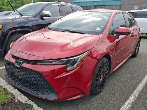 Barcelona Red Metallic 2021 Toyota Corolla LE