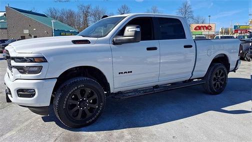 2025 RAM 2500 Big Horn Crew Cab 4x4 6'4' Box