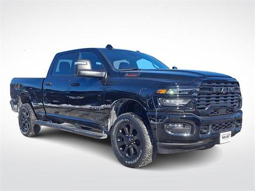 2025 RAM 2500 Big Horn Crew Cab 4x4 6'4' Box