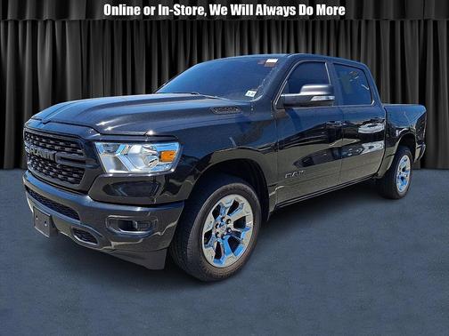 Diamond Black Crystal Pearlcoat 2022 RAM 1500 Big Horn/Lone Star
