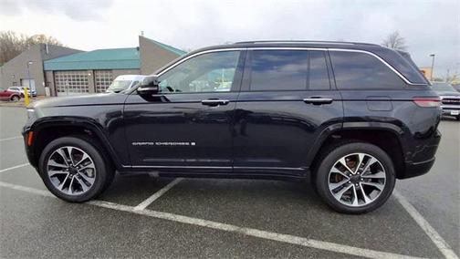 2023 Jeep Grand Cherokee Overland