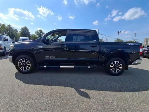 2018 Toyota Tundra SR5
