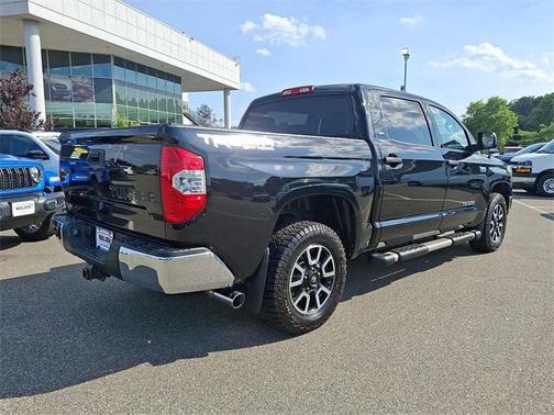 2018 Toyota Tundra SR5