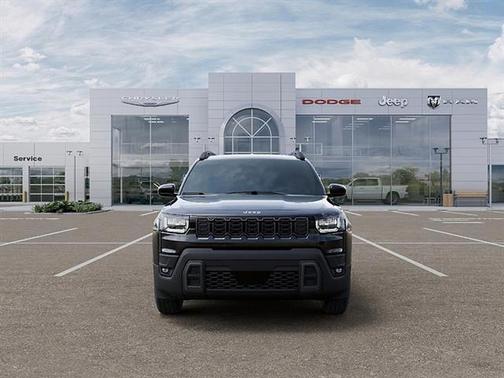 Diamond Black Crystal Pearlcoat 2026 Jeep Cherokee Laredo 4x4