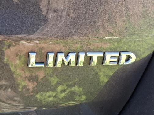 Granite Crystal Metallic Clearcoat 2020 Jeep Grand Cherokee Limited