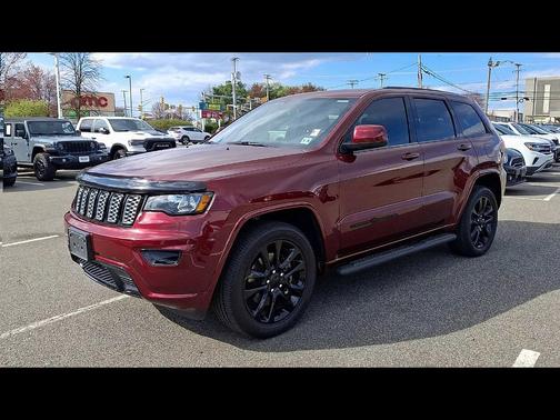Velvet Red Pearlcoat 2021 Jeep Grand Cherokee Laredo