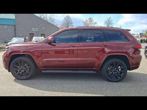 Velvet Red Pearlcoat 2021 Jeep Grand Cherokee Laredo