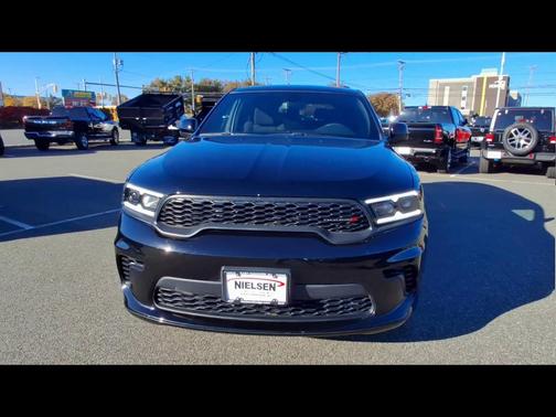 DB Black Clearcoat 2025 Dodge Durango GT AWD