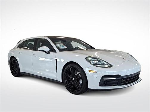 2018 Porsche Panamera 4