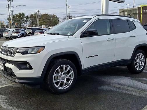 2022 Jeep Compass Latitude Lux