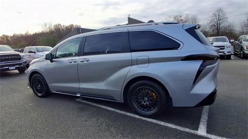2025 Toyota Sienna Limited