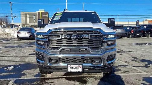 2025 RAM 2500 Tradesman Crew Cab 4x4 8' Box