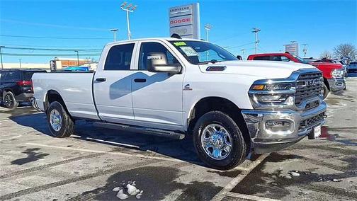 2025 RAM 2500 Tradesman Crew Cab 4x4 8' Box