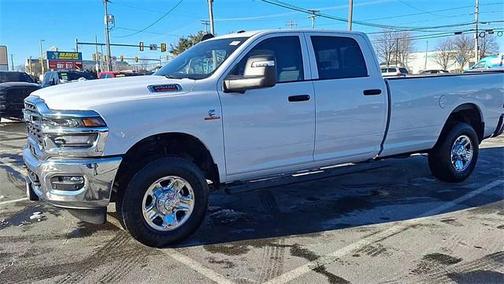 2025 RAM 2500 Tradesman Crew Cab 4x4 8' Box