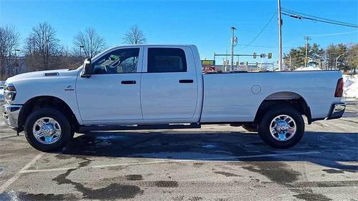 2025 RAM 2500 Tradesman Crew Cab 4x4 8' Box