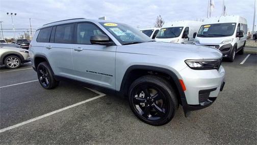 2023 Jeep Grand Cherokee L Altitude