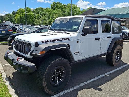 Bright White Clearcoat 2025 Jeep Wrangler Rubicon