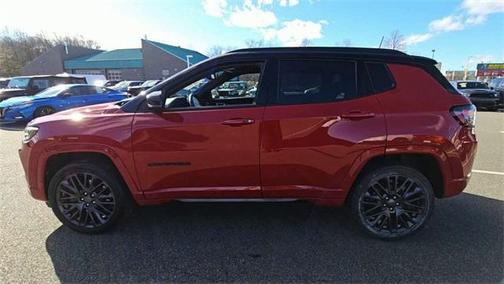 Redline Pearlcoat 2023 Jeep Compass High Altitude