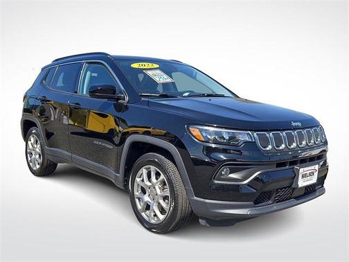 2022 Jeep Compass Latitude Lux