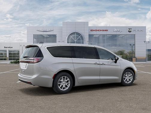 Silver Mist Clearcoat 2026 Chrysler Pacifica L
