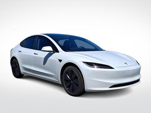 Pearl White Multi-Coat 2025 Tesla Model 3 Long Range