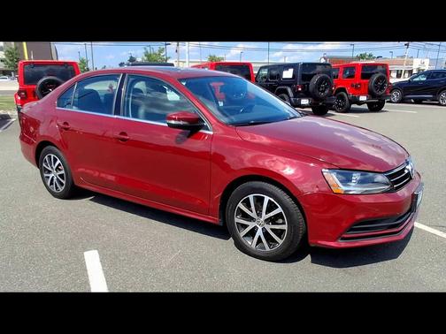 Cardinal Red Metallic 2017 Volkswagen Jetta 1.4T SE