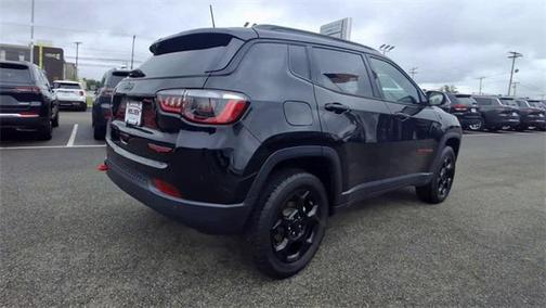 2023 Jeep Compass Trailhawk