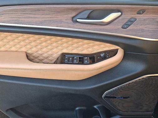 Diamond Black Crystal Pearlcoat 2023 Jeep Grand Cherokee L Summit