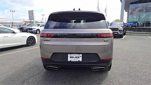 2023 Land Rover Range Rover Sport SE
