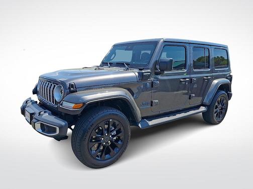Granite Crystal Metallic Clearcoat 2025 Jeep Wrangler 4xe Sahara