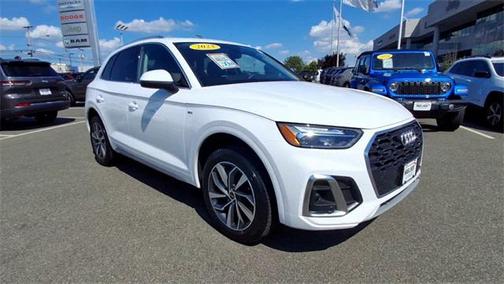 2023 Audi Q5 45 S line Premium Plus